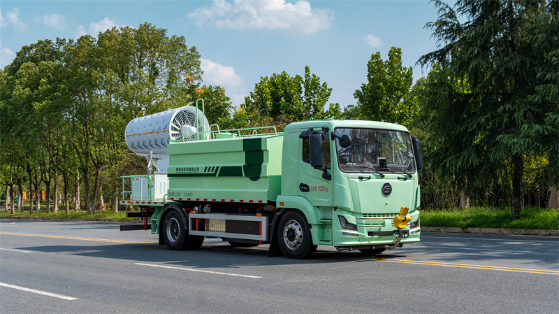 13噸星辰純電動(dòng)抑塵車(chē)